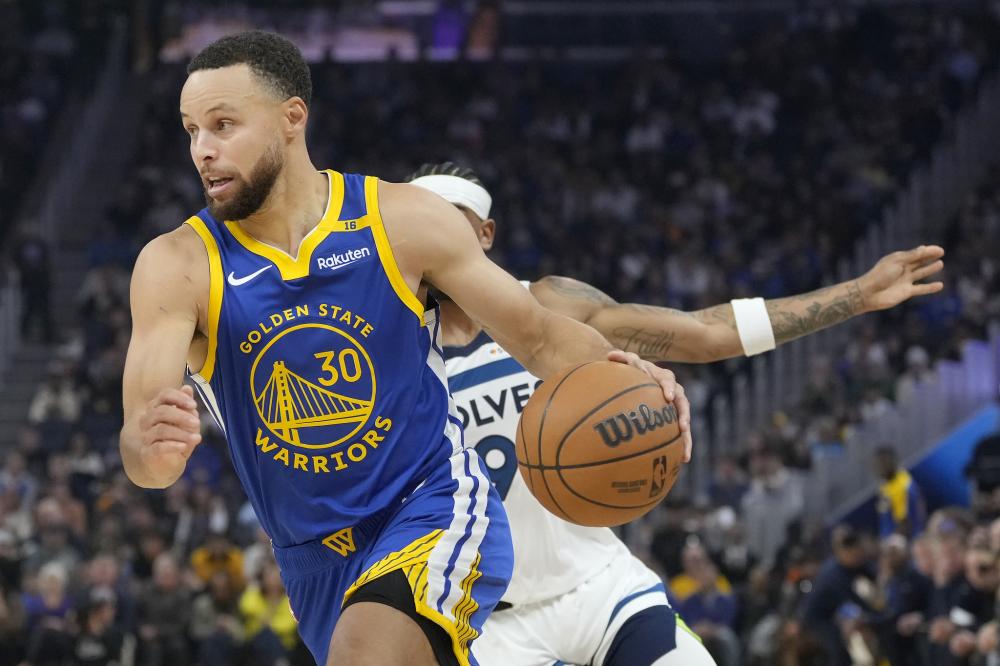 队史首夺足 队史首夺足