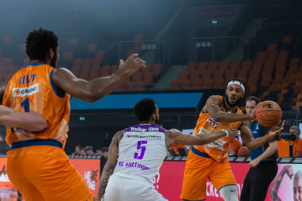 对于年轻球 对于年轻球