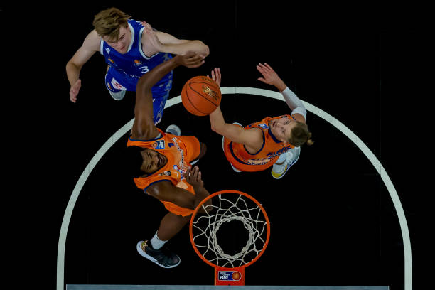 强国的超巨 强国的超巨