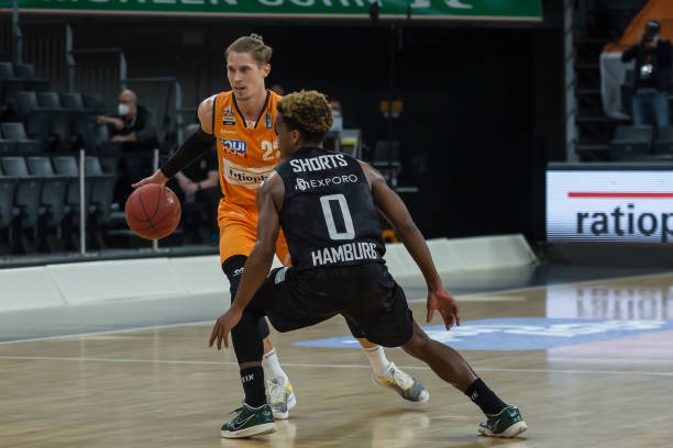 森纳近年来 森纳近年来