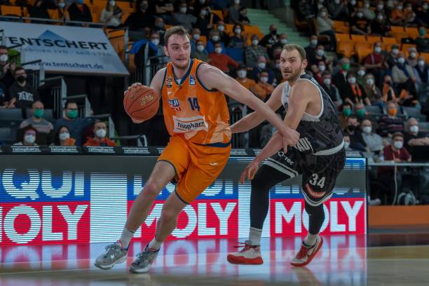 森纳近年来 森纳近年来