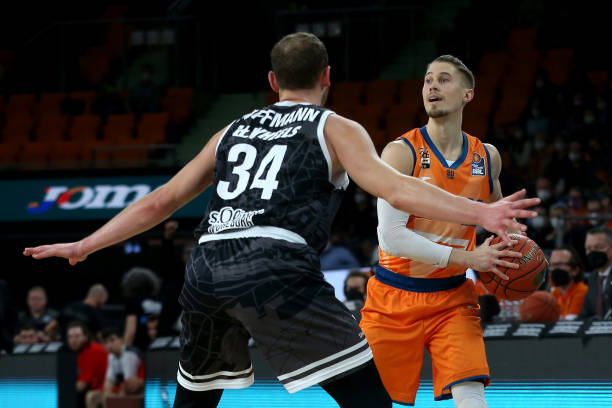 向斯图加特 向斯图加特